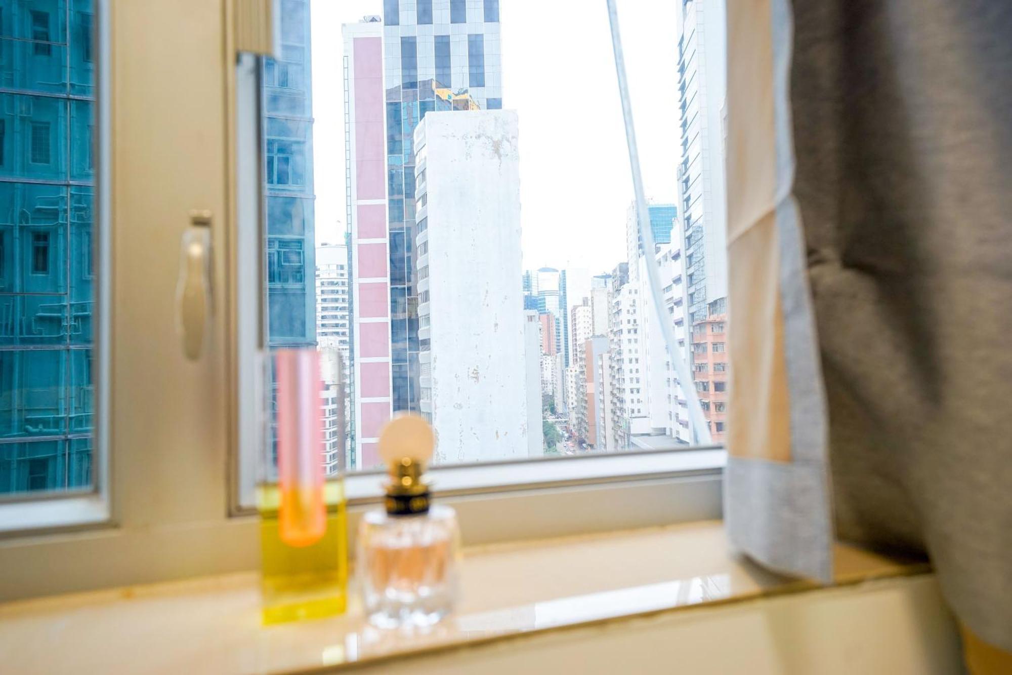 Student Accommodation - 292 Hennessy Road Гонконг Екстер'єр фото